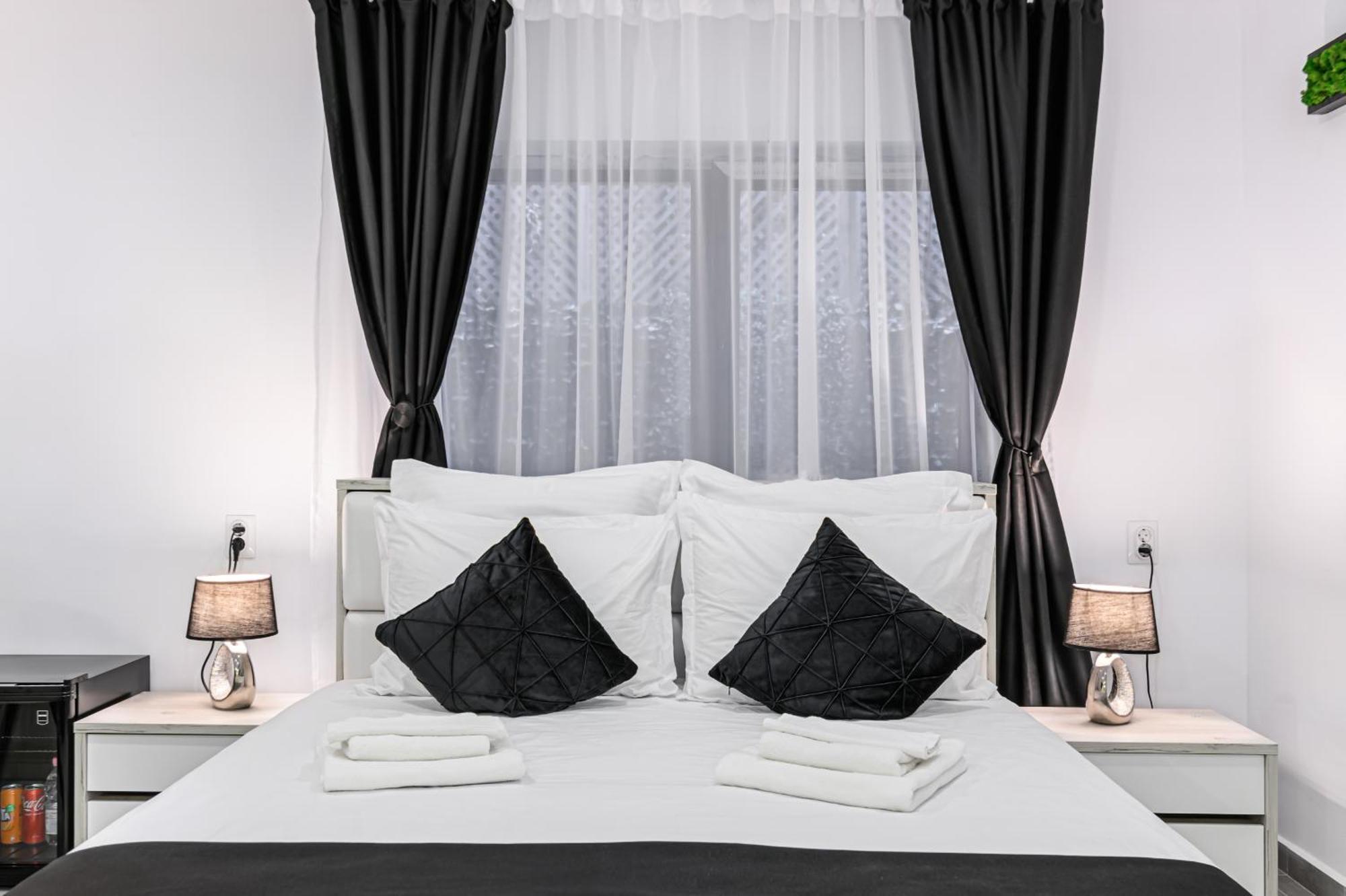 Bada Bing Residence Braşov Eksteriør billede
